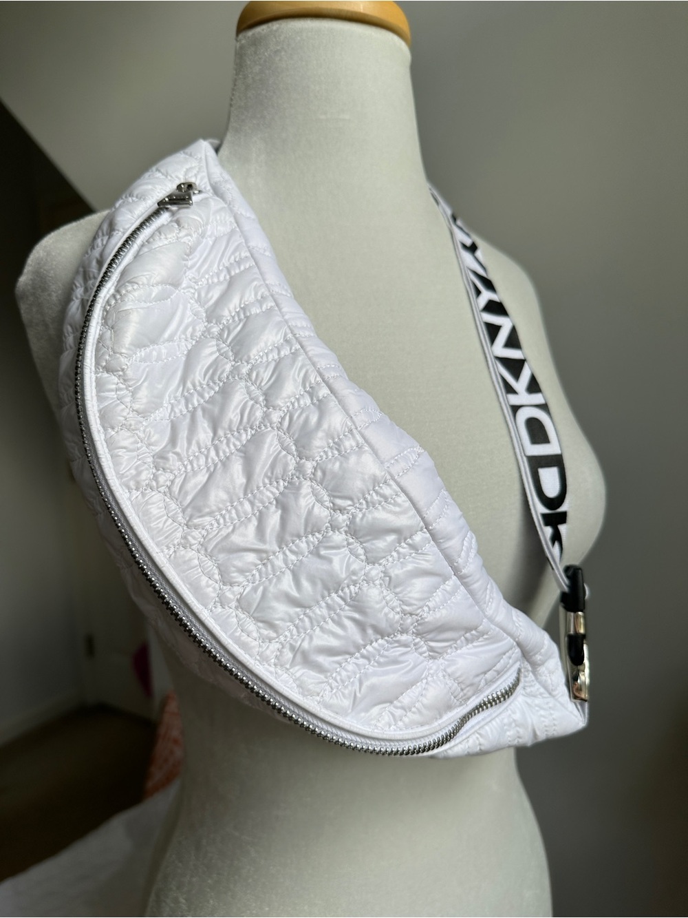 DKNY White Quilted Bomber Jacket with Logo Crossbody - Picture 11 of 12